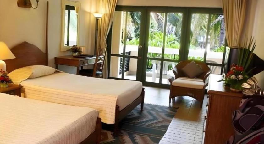View And Golf Club Hotel 4*
